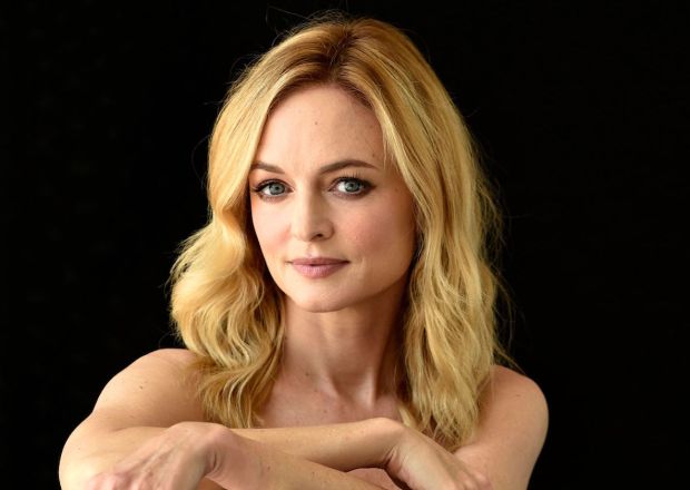 How tall is Heather Graham?
